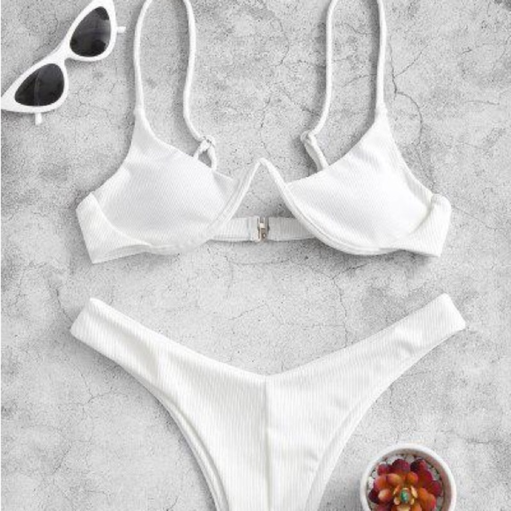 NWT ZAFUL Ribbed Underwire High Leg Bikini Swimsuit - White size L